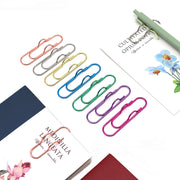 クリップ ペンホルダー ５個セット ペーパークリップ 文房具 書類クリップ メモクリップ メタルカラー シンプル 文具 事務用品 定番 ベーシック かわいい おしゃれ キュート 便利グッズ プレゼント 学校 オフィス 金色 ピンク 銀色 紫 緑 青