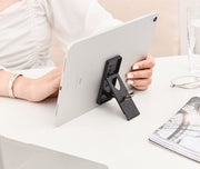 タブレットスタンド タブレットホルダー iPadスタンド 卓上 角度調整可能 折りたたみ 軽量 小型 コンパクト 縦置き 横置き