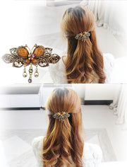 ヘアバレッタ ヘアクリップ ヘアアクセサリー ヘアアレンジ 髪飾り ラインストーン ビジュー レディース 蝶 キラキラ まとめ髪 髪留め バタフライ 蝶々 チョウチョ 華やか パーティー 結婚式 おしゃれ きれいめ 可愛い かわいい ガーリー 女性用 婦人用