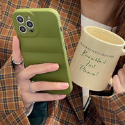 iPhoneケース スマートフォンケース スマホカバー 携帯カバー 無地 グリーン カーキ 背面保護 傷防止 アップル シンプル かわいい おしゃれ 男女兼用 男性用 女性用 アイフォン アイフォーン