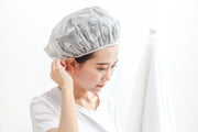 シャワーキャップ ヘアキャップ バスキャップ 防水 洗顔 化粧 お風呂 温泉 旅行 軽量 プリント 水滴 ドロップ柄 折りたたみ コンパクト