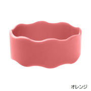 哺乳瓶カバー 哺乳びんカバー 赤ちゃん ベビー 子供 ベビー用品 授乳用品 滑り止め 落下防止 シリコン製 ウェーブ型 ソフト 無地 単色 シンプル かわいい おしゃれ 便利