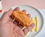 キーホルダー キーチェーン バッグチャーム 食品サンプル 食玩 ユニセックス 男女兼用 ユニーク チキン フライドチキン ナゲット 面白い ボールチェーン おしゃれ 楽しい 贈り物 プレゼント