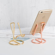 スマホスタンド タブレットスタンド スマートフォンスタンド メタル 無地 スマホ立て ディスプレイ 可愛い おしゃれ シンプル 便利 ファッション小物 雑貨 黒 シルバーカラー ゴールドカラー