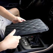 アームレストカバー 肘掛けパッド 肘置きカバー クッション 車用品 カーアクセサリー 車内 コンソールボックス レザー調 無地 単色 シンプル かわいい おしゃれ 取り外し可能 傷防止 汚れ防止