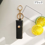 リップケース リップホルダー 口紅ケース 口紅ホルダー キーホルダー スナップボタン レザー調 フェイクレザー 四角形 吊り下げ コンパクト 持ち歩き便利 レディース 女性 収納 お出掛け 化粧直し