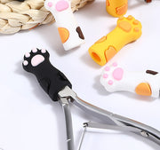 ニッパーキャップ ニッパーカバー シリコンキャップ 単品 鉛筆キャップ 爪切り保護カバー 猫の手型 肉球 ネイルニッパーキャップ はさみキャップ はさみカバー キャット ネコ ジェルネイル セルフネイル ピンセットカバー 学生 文房具 日用品 かわいい キュート ソフト ガーリー おしゃれ 白 黒 黄