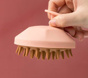 シャンプーブラシ くし 頭皮 洗髪 ヘアケア 髪の毛 バス用品 バスグッズ 握りやすい ソフト やわらかい お風呂グッズ シンプル おしゃれ 便利グッズ 日用品 日用雑貨 ギフト プレゼント 母の日 父の日 茶 緑 白