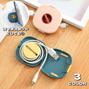 ケーブルホルダー 巻き取り式 コードリール ケーブル収納 スマホスタンド コードホルダー 持ち歩き便利 コンパクト 四角形 絡まない まとめる 配線整理 スッキリ