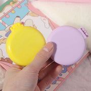 ヘアブラシ ミラー付き 折りたたみ式 ヘアケア 頭皮ケア ブラシ くし クシ 櫛 折り畳み コンパクト 円形 便利 携帯 外出 通勤 通学 普段使い コーム かわいい