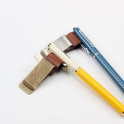 ペンホルダー ペンクリップ マネークリップ 手帳用アクセサリー レザー調 ノート 日記 ビジネス シンプル プレゼント ギフト