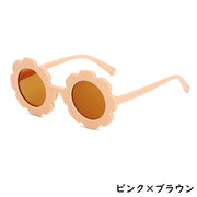 サングラス キッズ 子供 男の子 女の子 花 フラワー ラウンド型 カラーレンズ 色付きレンズ UV400 紫外線対策 UVカット かわいい おしゃれ カジュアル お出かけ アイウェア ファッション小物 雑貨 セルフレーム マットカラー つや消し クリア カラバリ豊富