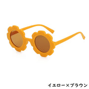 サングラス キッズ 子供 男の子 女の子 花 フラワー ラウンド型 カラーレンズ 色付きレンズ UV400 紫外線対策 UVカット かわいい おしゃれ カジュアル お出かけ アイウェア ファッション小物 雑貨 セルフレーム マットカラー つや消し クリア カラバリ豊富