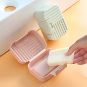 石鹸ケース 石鹸入れ 石鹸箱 蓋付き フタ 持ち運び 携帯 洗面用具 バス用品 ソープ せっけん 石けん ソープディッシュ 旅行 トラベルグッズ シンプル 無地 お洒落