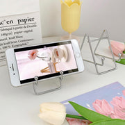 スマホスタンド スマホホルダー スマホスタンド 金属製 卓上 机上 スマートフォン 動画鑑賞 メタル ワイヤー シンプル シルバーカラー