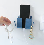 ウォールラック スマホ充電スタンド リモコンラック フック付き 小物入れ 壁掛け収納 ウォールケース スマホホルダー 壁面収納 整理整頓 ケーブル穴 小物入れ 眼鏡スタンド 粘着テープ式 穴あけ不要 収納用品 便利グッズ シンプル スタイリッシュ