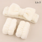 洗顔用ヘアバンド リストバンド 3点セット リボン ふわふわ もこもこ 吸水 無地 家事 洗い物 袖濡れ防止 かわいい おしゃれ ピンク ホワイト ブラック 白 黒
