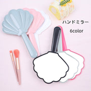手鏡 ハンドミラー 手持ち コンパクト シェル型 貝殻型 おしゃれ かわいい メイク道具 携帯 化粧直し エチケット