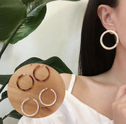 ピアス レディース アクセサリー 大ぶり 大理石風 べっ甲風 琥珀風 カラー おしゃれ きれいめ シンプル 大人女子 高級感
