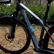 ボトルケージ ドリンクホルダー 自転車用 装着簡単 便利 無地 ペットボトル 水筒 マウンテンバイク ロードバイク サイクリング 飲み物ホルダー 黒 銀色 赤 青 黄色 シルバーカラー