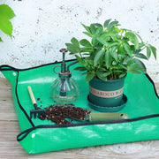 園芸シート 植え替え用トレイ 50cm 66cm プランティングマット 防水 折りたたみ ガーデニングトレー 汚れ防止 コンパクト収納 庭仕事 土作り 寄せ植え 作業用シート