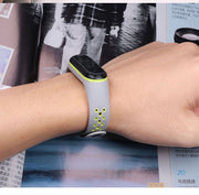 シャオミ用スマートウォッチバンド ユニセックス 男女兼用 ストラップ ベルト xiaomi mi band 3/xiaomi mi band 4 シリコン サイズ調節 カラバリ豊富