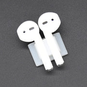 AirPodsホルダー エアーポッズホルダー イヤホンアクセサリー シリコン 落下防止 紛失防止用 腕時計 バンド 差し込み 収納 アップルウォッチ スポーツ アウトドア トレーニング ジム おしゃれ シンプル 無地 applewatch 6 SE 5 4 pro ブラック 黒 ホワイト 白 ピンク クリア 半透明 ネイビー 紺 グリーン 緑 レッド 赤