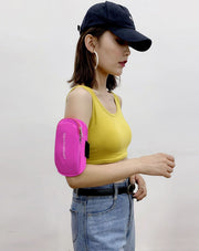ランニングポーチ アームポーチ スマホホルダー アームホルダー 防水 メンズ レディース 男女兼用 スポーツ用品 アームバッグ アームバンド スマホポーチ ジョギング サイクリング 腕 AQUOS sense9 Google Pixel8a iPhone16 iPhoneSE Google Pixel9 GalaxyS24 Xperia1VI iPhone15 iPhone14