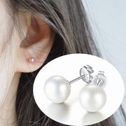 スタッドピアス キャッチピアス 両耳用 レディース アクセサリー フェイクパール 定番 贈り物 プレゼント おしゃれ 華やか 普段使い フォーマル ファッション小物 服飾雑貨 女性用