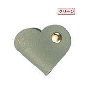ケーブルホルダー レザー調 フェイクレザー ハート型 イヤホンコード コードクリップ 絡み防止 かわいい キュート 便利 すっきり 配線整理 まとめる コード収納 持ち運び デスク回り オフィス 事務所