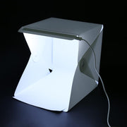 撮影ボックス 撮影ブース 小型 小物用 20cm シングルライト LEDライト 立方体 キューブ型 撮影用アクセサリー カメラ用品 スマホ撮影 アクセサリー ハンドメイド 雑貨 小物 フリマ 組み立て式 背景布付き