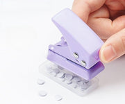 穴あけパンチ 1穴 紙用 穴径6mm ミニ 小型 コンパクト 事務用品 文房具 文具 ステーショナリー ハンディ 持ち運び 携帯 穴あきパンチ ルーズリーフ ファイリング DIY 便利 家庭 オフィス