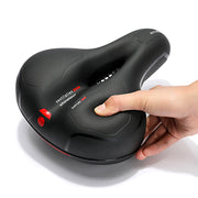 マウンテンバイクサドル 自転車用品 ブラック レッド ブルー クッション厚め センターホール ショックボール 通気性