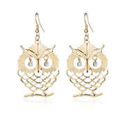 ピアス フック レディース アクセサリー フクロウ モチーフ ゴールドカラー シルバーカラー ブラック ぶらさがり 揺れる おしゃれ 上品 結婚式 お呼ばれ 大人 カジュアル 女性 ギフト プレゼント ファッション小物