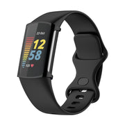 スマートウォッチカバー クリアカバー スマートウォッチアクセサリー Fitbit charge5 クリア 保護ケース 保護カバー 傷防止 汚れ防止 全面保護 装着簡単