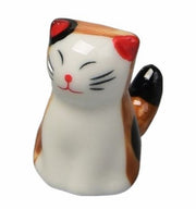 箸置き はしおき カトラリーレスト 単品 はし置き テーブル小物 箸休め 箸枕 食器 卓上小物 陶器 猫デザイン かわいい 和風 ほっこり キャット 三毛猫 ネコ キュート おしゃれ インテリア小物 テーブル小物 プレゼント 贈り物 白 黒 茶
