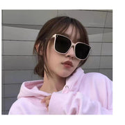 サングラス 男女兼用 レディース メンズ グラサン ファッション小物 UVカット UV400 紫外線対策 かわいい おしゃれ お出かけ 日除け