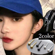スタッドピアス アクセサリー レディース 女性用 スクエア 四角 キューブ ゴールドカラー シルバーカラー 小ぶり 上品 シック 大人 立方体 オフィス カジュアル おしゃれ ファッション小物 耳飾り プレゼント 贈り物 ギフト 誕生日 普段使い