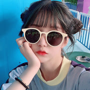 サングラス レディース 女性用 伊達めがね 色付き ボストン型 紫外線対策 UV対策 おしゃれ かわいい こなれ感 カジュアル 普段使い デイリー リゾート 旅行 ブラック ブラウン ベージュ ホワイト 黒 茶色 白