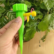 給水キャップ 自動水やり器 単品 水量調節可能 自動 水やり 散水 潅水 ペットボトル ノズル付き ガーデニング 園芸 盆栽 野菜 プランター 便利 観葉植物 留守 旅行