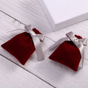 ラッピング袋 ギフトバッグ 巾着 2枚セット ポーチ 包装 贈り物 プレゼント 無地 シンプル ベロア調 リボン 高級感 上品 おしゃれ 誕生日 記念日