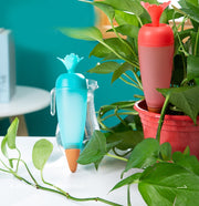 自動水やり器 自動給水器 200ml ガーデニング用品 鉢植え 観葉植物 園芸 挿すだけ ニンジン型 室内 屋内 おしゃれ かわいい お出かけ 留守 給水タンク 給水ボトル みずやり