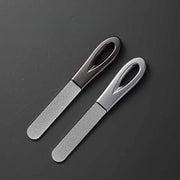 爪やすり 爪磨き 爪ヤスリ ネイル ネイルケア用品 爪ケア バッファー 滑り止めハンドル付き ブラック シルバー シンプル ツヤ ネイルファイル ネイル道具
