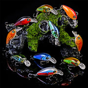 ハードルアー クランクベイト リップ 小魚デザイン ハードベイト フィッシングルアー 疑似餌 釣り用品 釣り具 フィッシング用品 釣り餌 海釣り ルアー釣り 川釣り