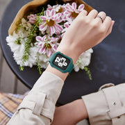 AppleWatch用バンド 腕時計用ベルト 交換バンド アップルウォッチ用 ケース一体型 男女兼用 メンズ レディース 傷防止 耐衝撃 保護 シリコン SE Series9 Series8 Series7 交換用 付け替え カジュアル シンプル おしゃれ かっこいい お出かけ アウトドア 通勤 黒 赤 青 緑 ピンク 38mm 40mm 42mm