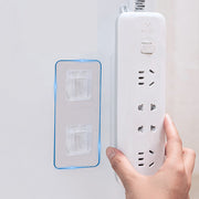 電源タップホルダー 5個セット スライド式 粘着テープ 取り付け 壁掛け 収納 固定式 穴あけ不要 便利
