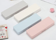 ペンケース 筆箱 文房具ケース スクエア型 長方形 ふで箱 鉛筆入れ ペン入れ 文房具 筆記用具入れ ステーショナリー用品 シンプル おしゃれ かわいい 学校 仕事 オフィス プラスチック製