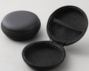イヤホンケース 小物入れ ミニポーチ コインケース 小銭入れ イヤホン収納 マルチケース 丸型 小型 軽量 耐衝撃 ラウンドファスナー