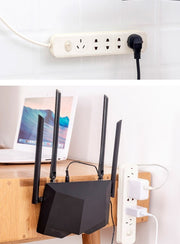 電源タップホルダー 4個セット 壁掛けホルダー 電源タップ コンセント コード ケーブル 壁掛け 収納 固定 粘着タイプ 粘着 簡単取り付け 取り外し ワンタッチ
