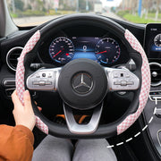 ハンドルカバー ステアリングカバー 車用 カー用品 千鳥格子風 簡単装着 滑り止め 防滑 内装パーツ 汎用 ノンスリップ 自動車用 おしゃれ